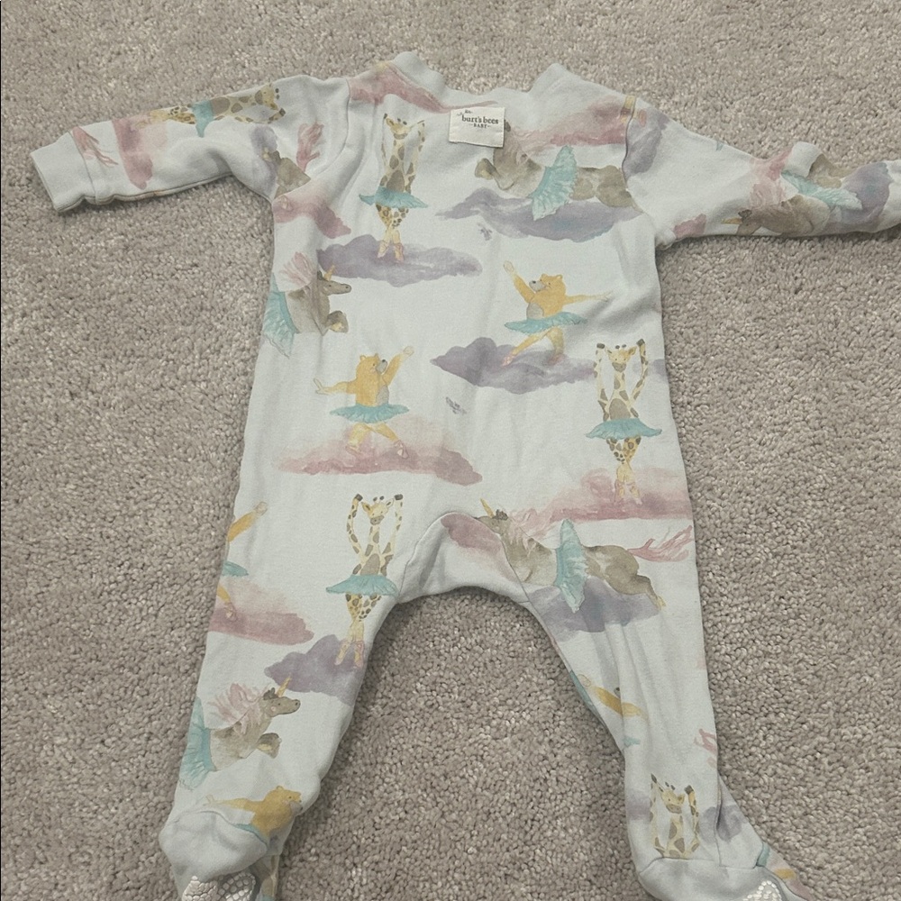 Kids One Piece Pajama/ outfit Set - Multicolor 3-6 months - Picture 9 of 9